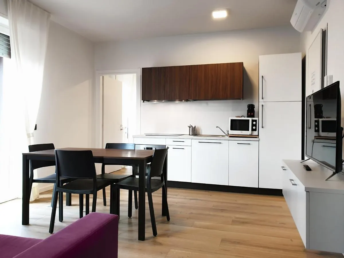דירות ורונה Flats4Rent Mameli 140 0*,
